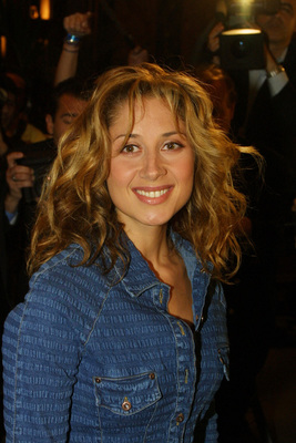 Lara Fabien Poster 3234213