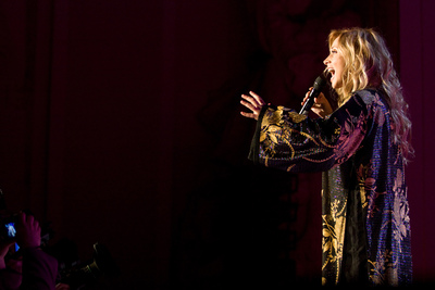 Lara Fabien Poster 3234225