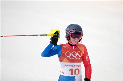 Laura Gauche Poster 3640412