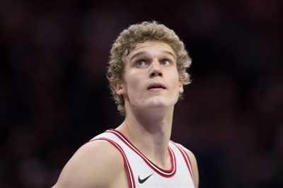 Lauri Markkanen Poster 3423098