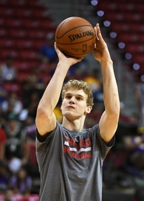 Lauri Markkanen Poster 3423101
