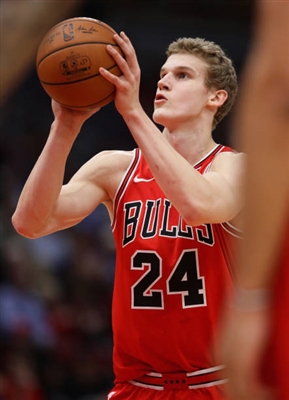 Lauri Markkanen Poster 3423118