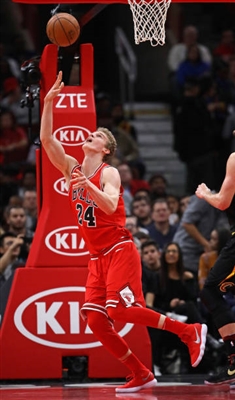 Lauri Markkanen Poster 3423125