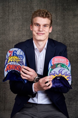 Lauri Markkanen Poster 3423128