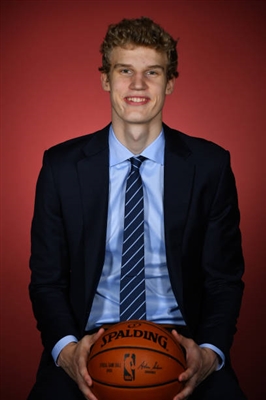 Lauri Markkanen Poster 3423149