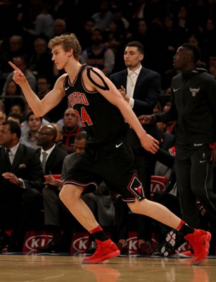 Lauri Markkanen Poster 3423165