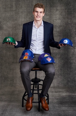 Lauri Markkanen Poster 3423170