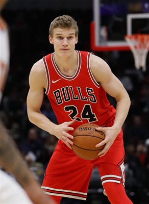 Lauri Markkanen Poster 3423187