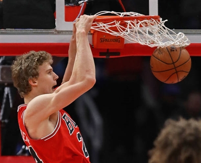 Lauri Markkanen Poster 3423206