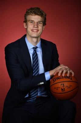 Lauri Markkanen Poster 3423209