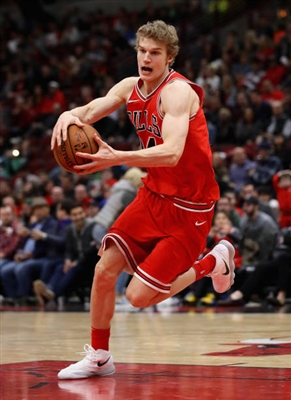 Lauri Markkanen Poster 3423238