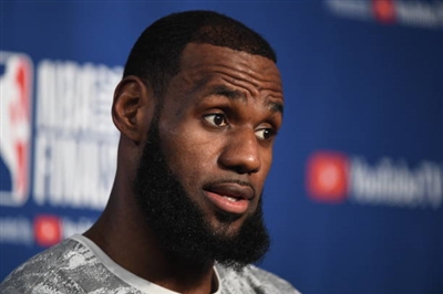 LeBron James Poster 3410868