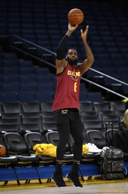 LeBron James Poster 3410901