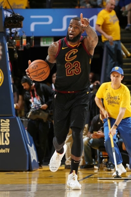 LeBron James Poster 3410938