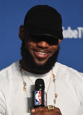 LeBron James Poster 3410963