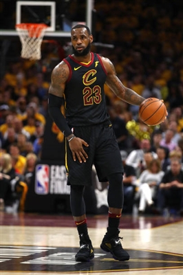 LeBron James Poster 3411069
