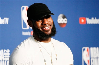 LeBron James Poster 3411102