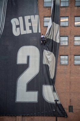 LeBron James Poster 3411152