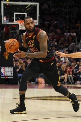 LeBron James Poster 3411210