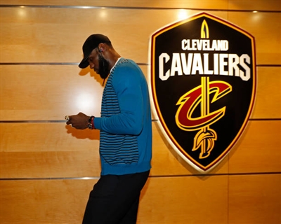 LeBron James Poster 3411283