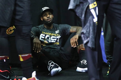 LeBron James Poster 3411308