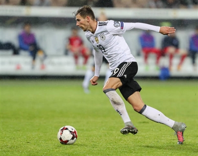 Leon Goretzka Poster 3345878