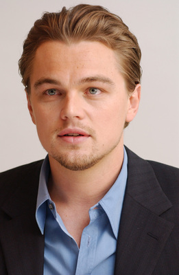 Leonardo DiCaprio Poster 2394489