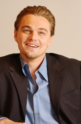 Leonardo DiCaprio Poster 2394493