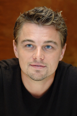Leonardo DiCaprio Poster 2402180