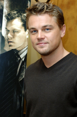 Leonardo DiCaprio Poster 2402188
