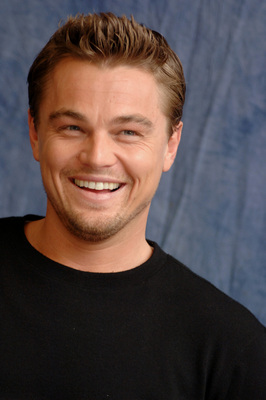 Leonardo DiCaprio Poster 2402193