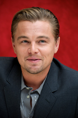 Leonardo DiCaprio Poster 2417545