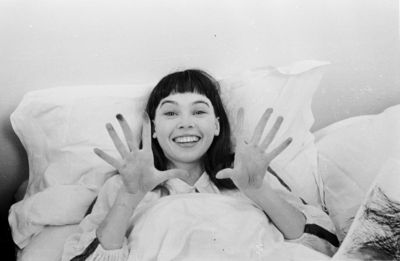 Leslie Caron Poster 2682985