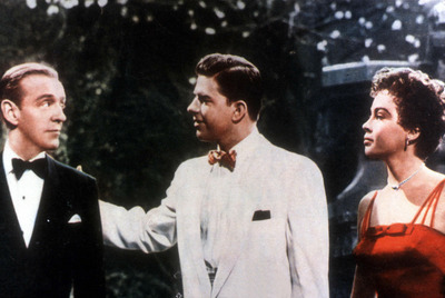 Leslie Caron Poster 2683040