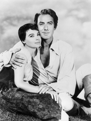 Leslie Caron Poster 2683074