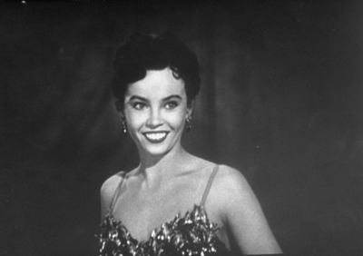 Leslie Caron Poster 2683103