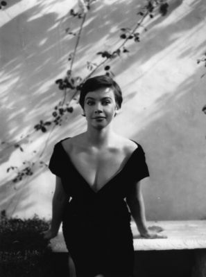 Leslie Caron Poster 2683118