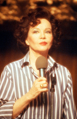 Leslie Caron Poster 2683189