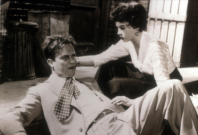 Leslie Caron Poster 2683198