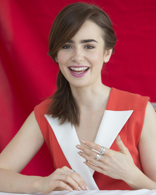 Lily Collins Poster 2362143