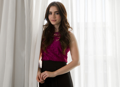 Lily Collins Poster 2394388