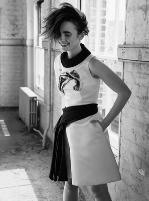Lily Collins Poster 2436127