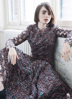 Lily Collins Poster 2436128