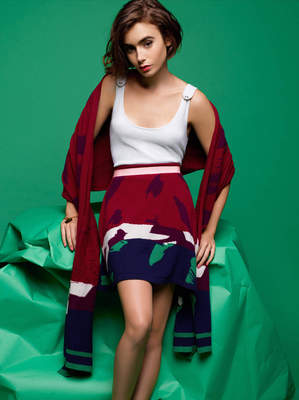 Lily Collins Poster 2467211
