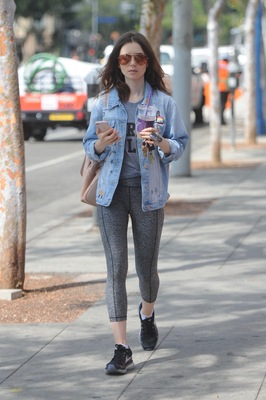 Lily Collins Poster 2706370