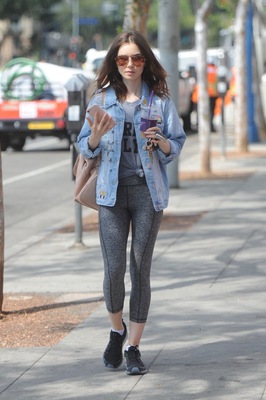 Lily Collins Poster 2706387