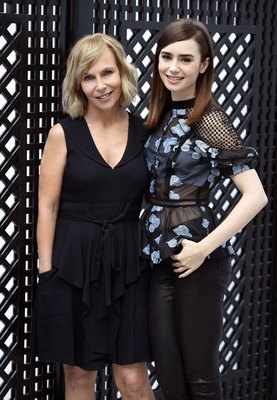 Lily Collins Poster 2732852