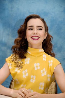 Lily Collins Poster 2771178