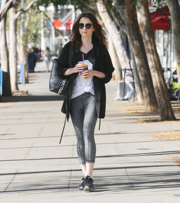 Lily Collins Poster 2771196