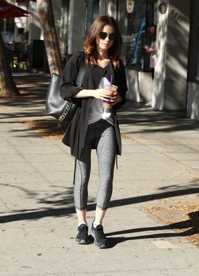 Lily Collins Poster 2771215